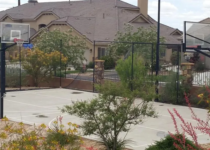 Canyon Villas At Coral Ridge