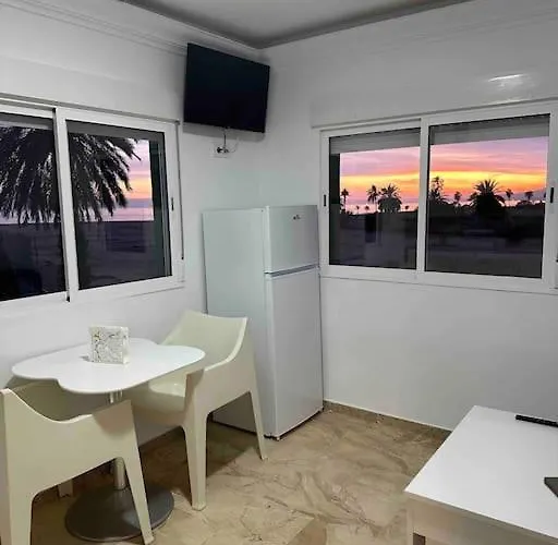 6Apartment With Sea Views