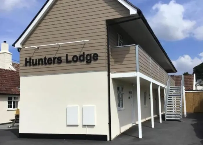 Hunters Lodge