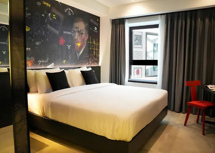 So City Hotel Adults Only Saint Julian's