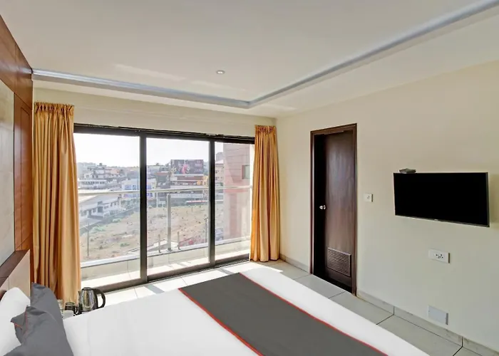 Venkys Stay Inn