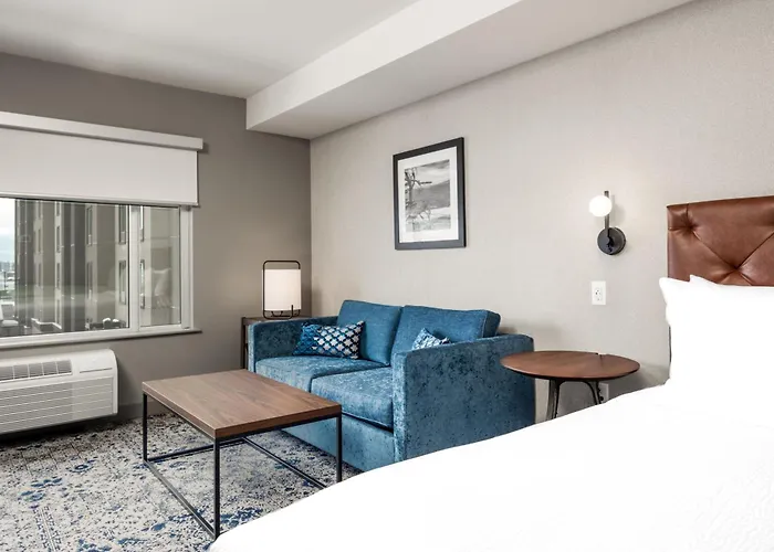 Four Points By Sheraton Kelowna Airport