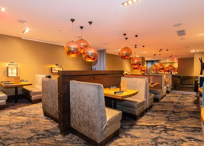 Sandman Signature Edmonton Downtown Hotel