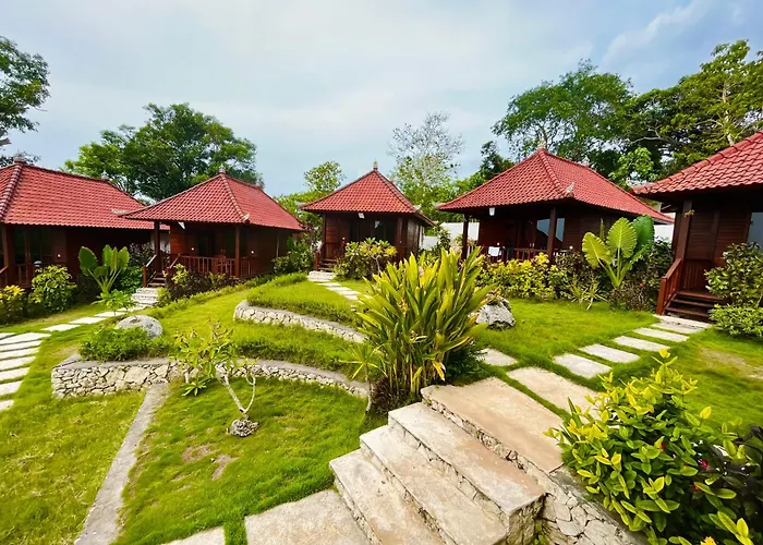 Sunset Hill Lembongan