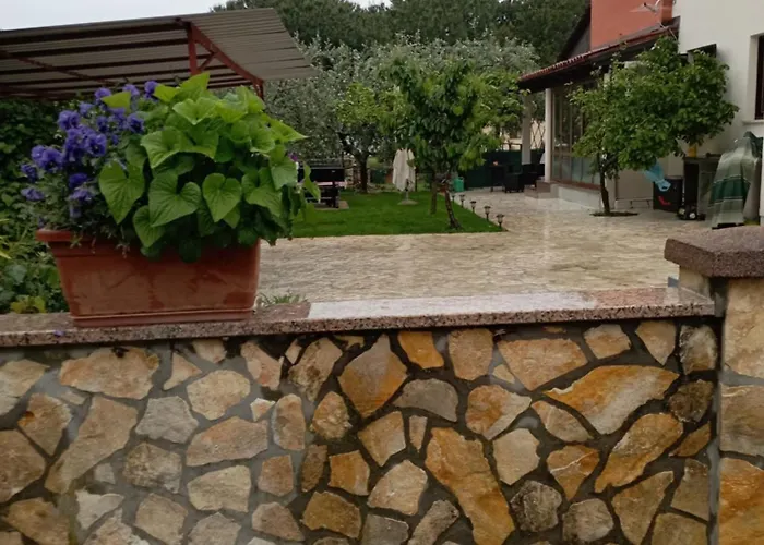 Apartments Grahovac