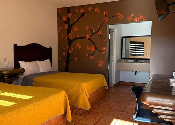 Hotel Colonial De Nogales