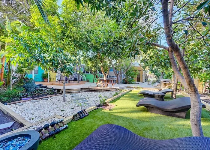 Enchanting 2Br 1Ba Casita 2 Blocks To Beach