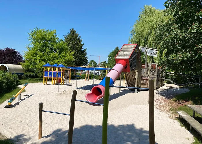 Lug Ins Land Restaurant & Ferienwohnungen