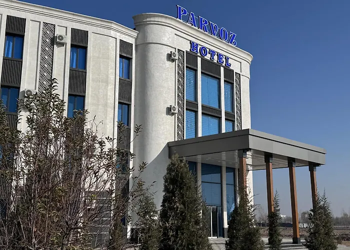 Parvoz Hotel