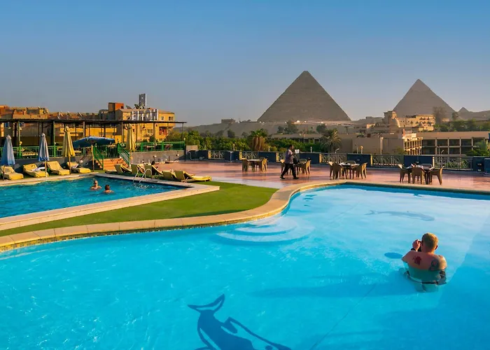 Regency Pyramids Hotel Kafrat al Jabal