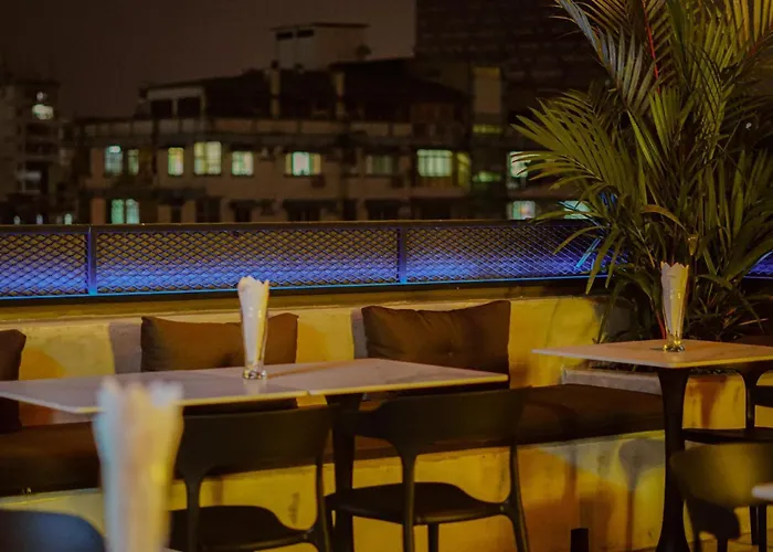 Serene Stays Hotel