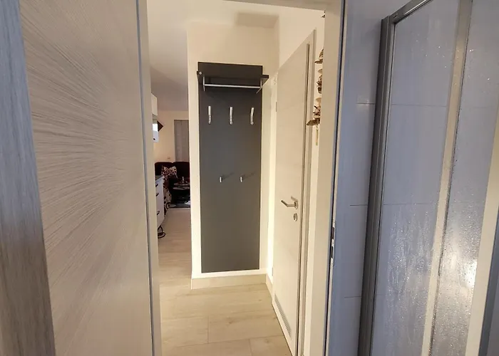 Ferienwohnung Gartentraum mit tollem Rasengarten