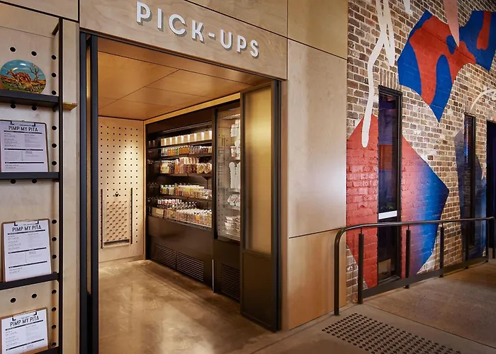 Moxy Sydney Airport