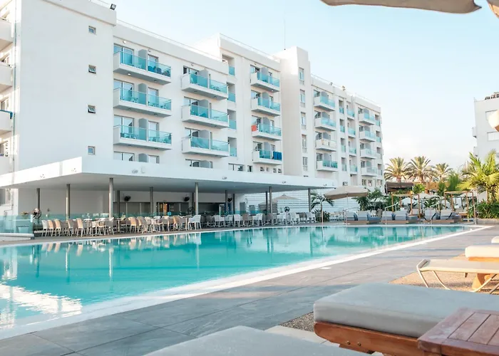 Kapetanios Bay Hotel Protaras