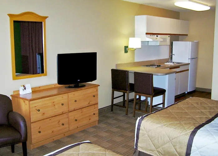 Extended Stay America Suites - Newark - Woodbridge