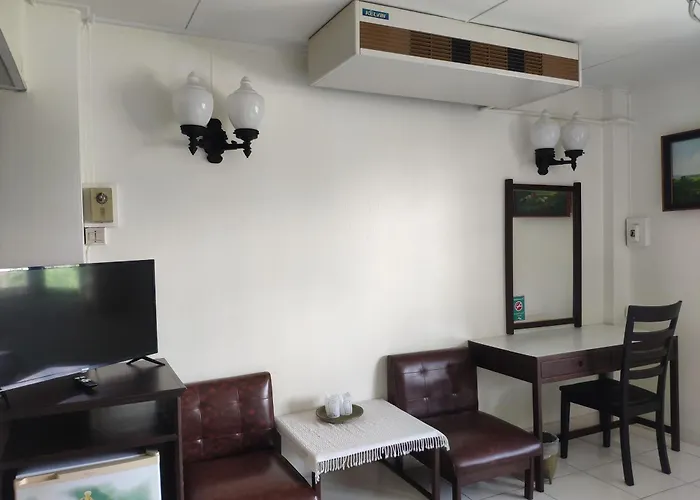 Changpuak Hotel