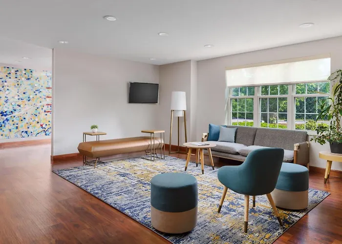 Towneplace Suites Manchester-Boston Regional Airport