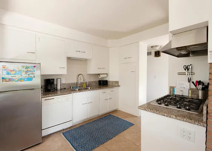 30 Pct Off! Malibu Peaceful Getaway, Beach, Ocean