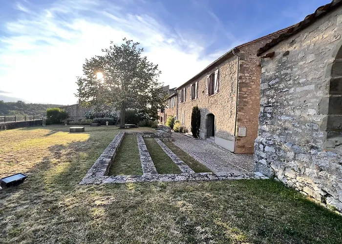 Logis Hotel Restaurant La Bergerie