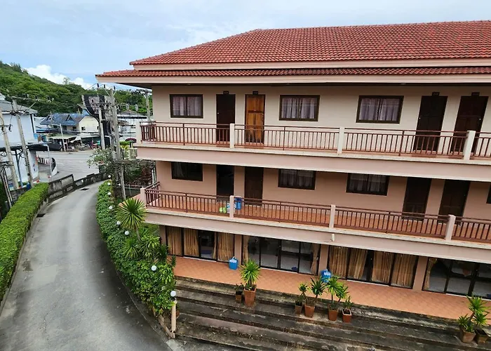 Panupong Hotel