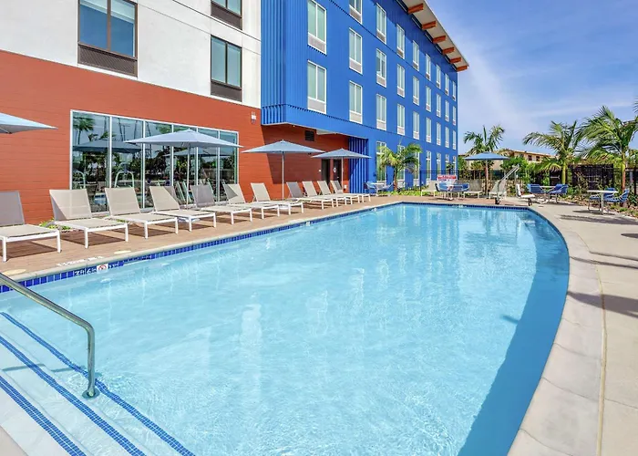 Hampton Inn & Suites San Diego Airport Liberty Station
