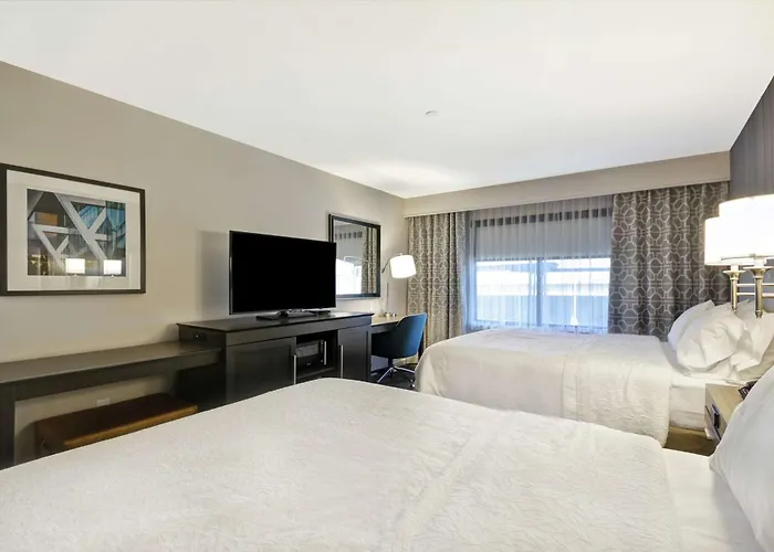 Hampton Inn & Suites Los Angeles Burbank Airport