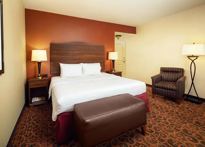 Hampton Inn & Suites Scottsdale At Talking Stick