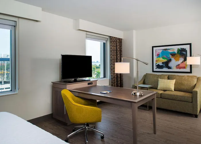 Hampton Inn&Suites Miami Wynwood Design District, FL