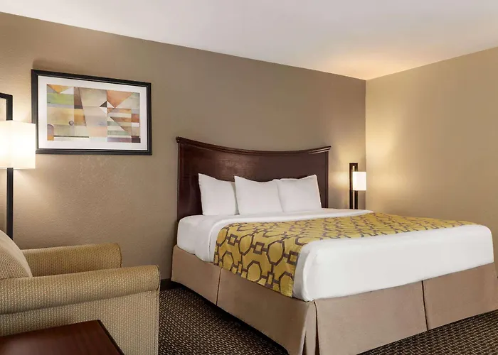 Baymont By Wyndham Wichita Falls