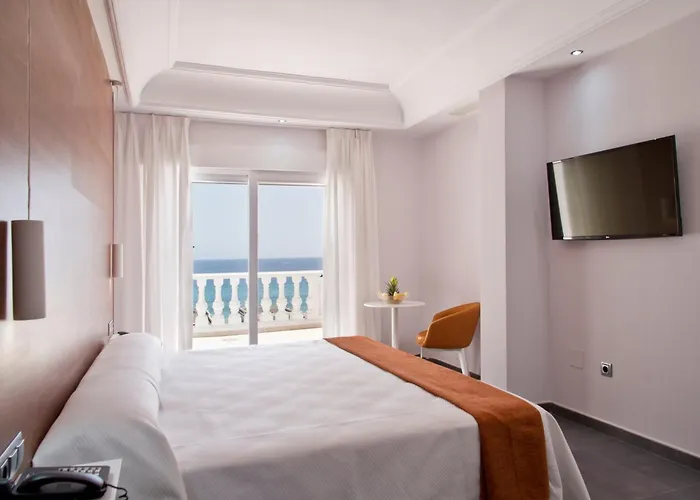 Hotel Los Delfines