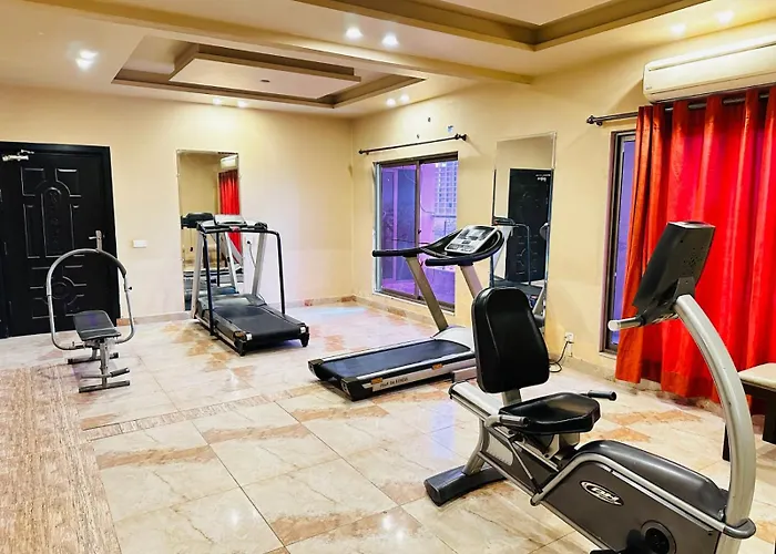Grand Regent Hotel And Suites