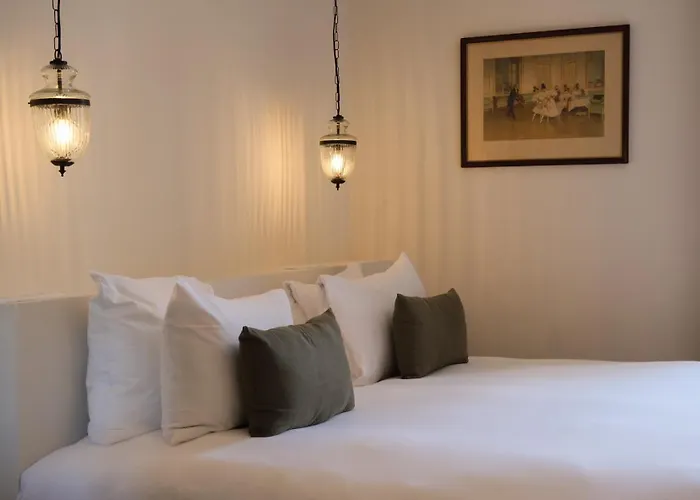 L'Abbaye Hotel