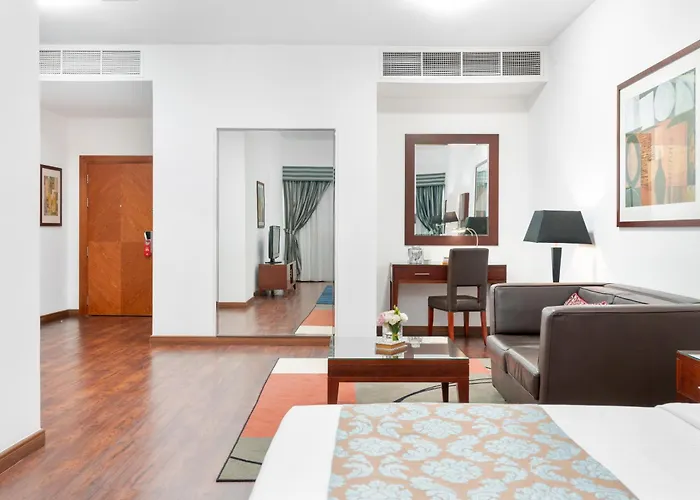Golden Sands Hotel&Residences