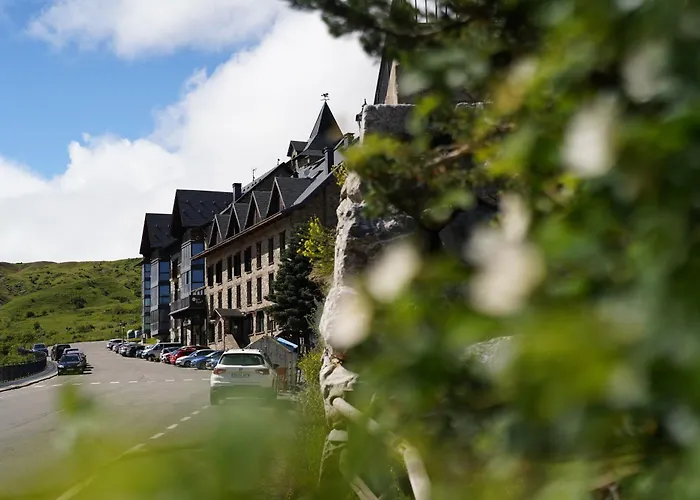 Snoe Villa De Sallent 3