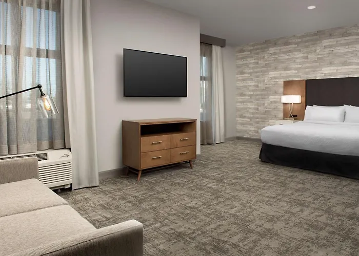 Homewood Suites By Hilton Louisville Airport