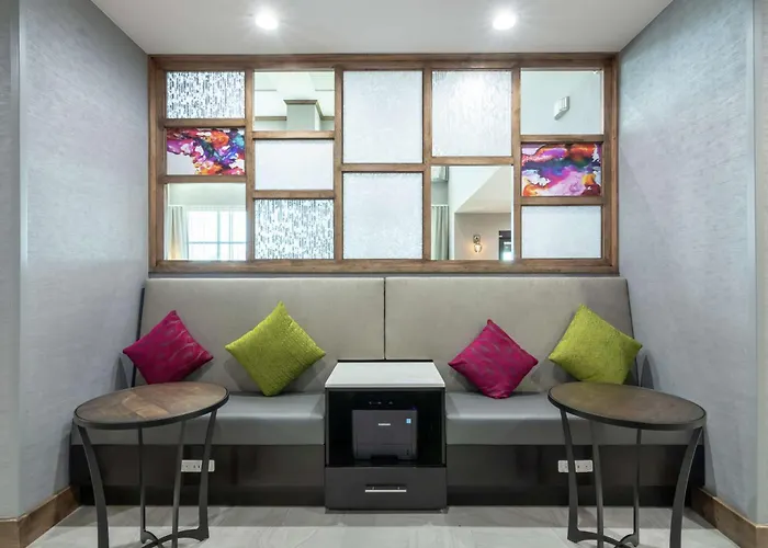 Hampton Inn & Suites Dallas East