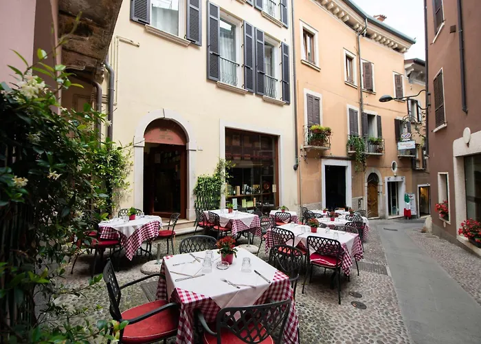 Alessi Hotel Trattoria