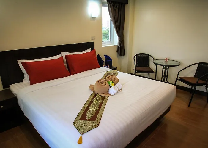 Sky Villa Hua Hin Guesthouse - Adults-Only