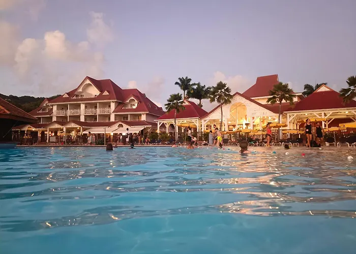 AppartMadinina 27 Sainte Luce 4-6 personnes vue mer