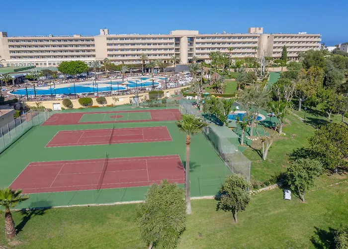 Hotel Club Cala Romani