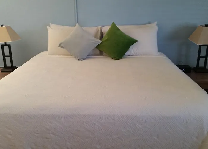 Knight'S Key Suites