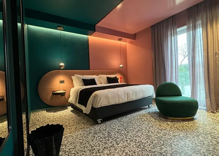 NOLA Hotel