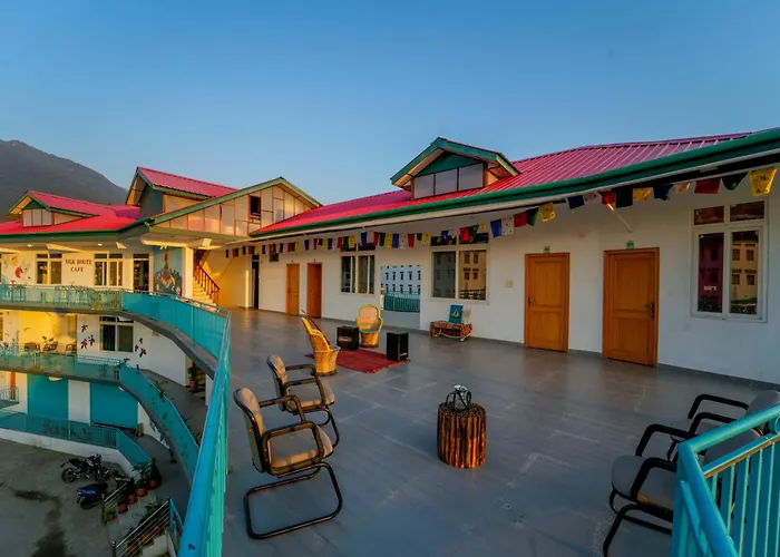 Chokling Arthouse - The Treasure Of Himalayas Hotel Bir 
