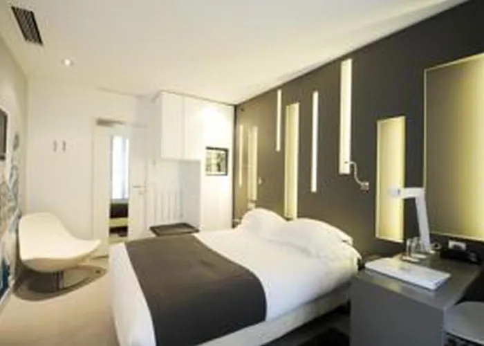 Arc De Triomphe Etoile Hotel Paris