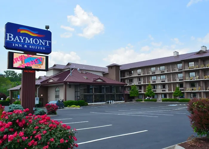 Baymont By Wyndham Pigeon Forge Near Island Drive