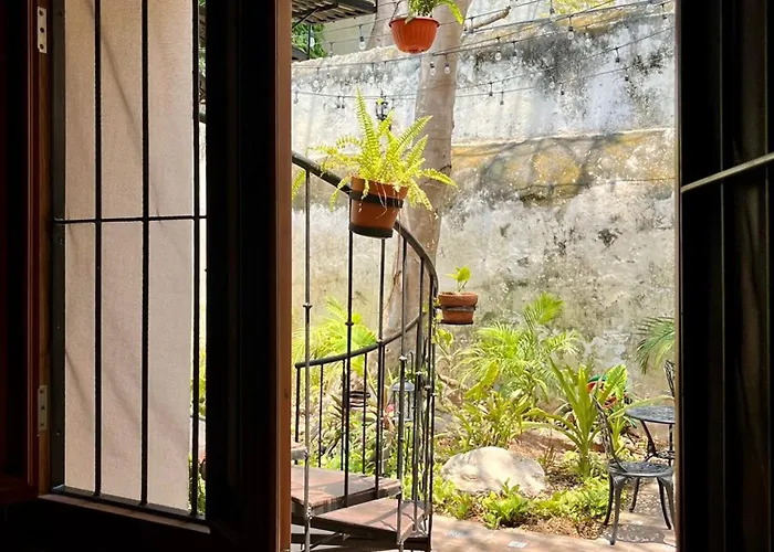 Hotel & Hostal Boutique Casa Garza