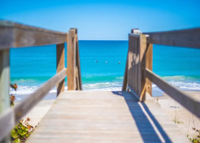 Tranquility Seahorse Suite - Oceanfront Paradise!