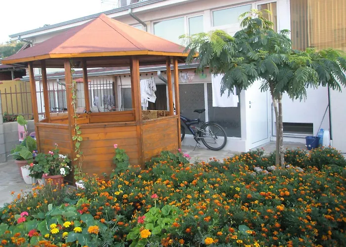 Hotel Morski Dar And Free Parking