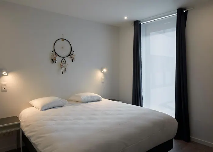 Alpha Hotel And Aparthotel