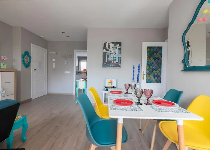 Gandia Vintage Retro Apartment